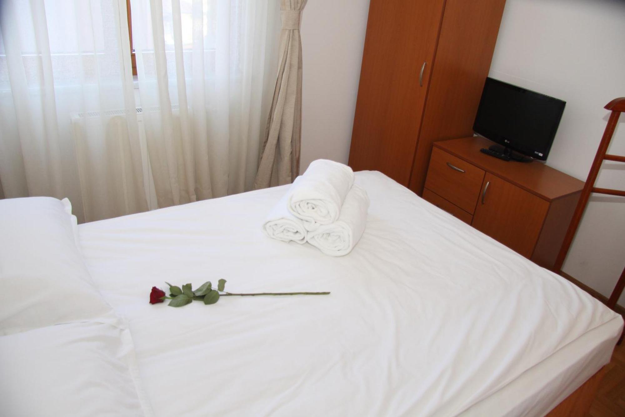 Royal Apartments Smederevo Zimmer foto