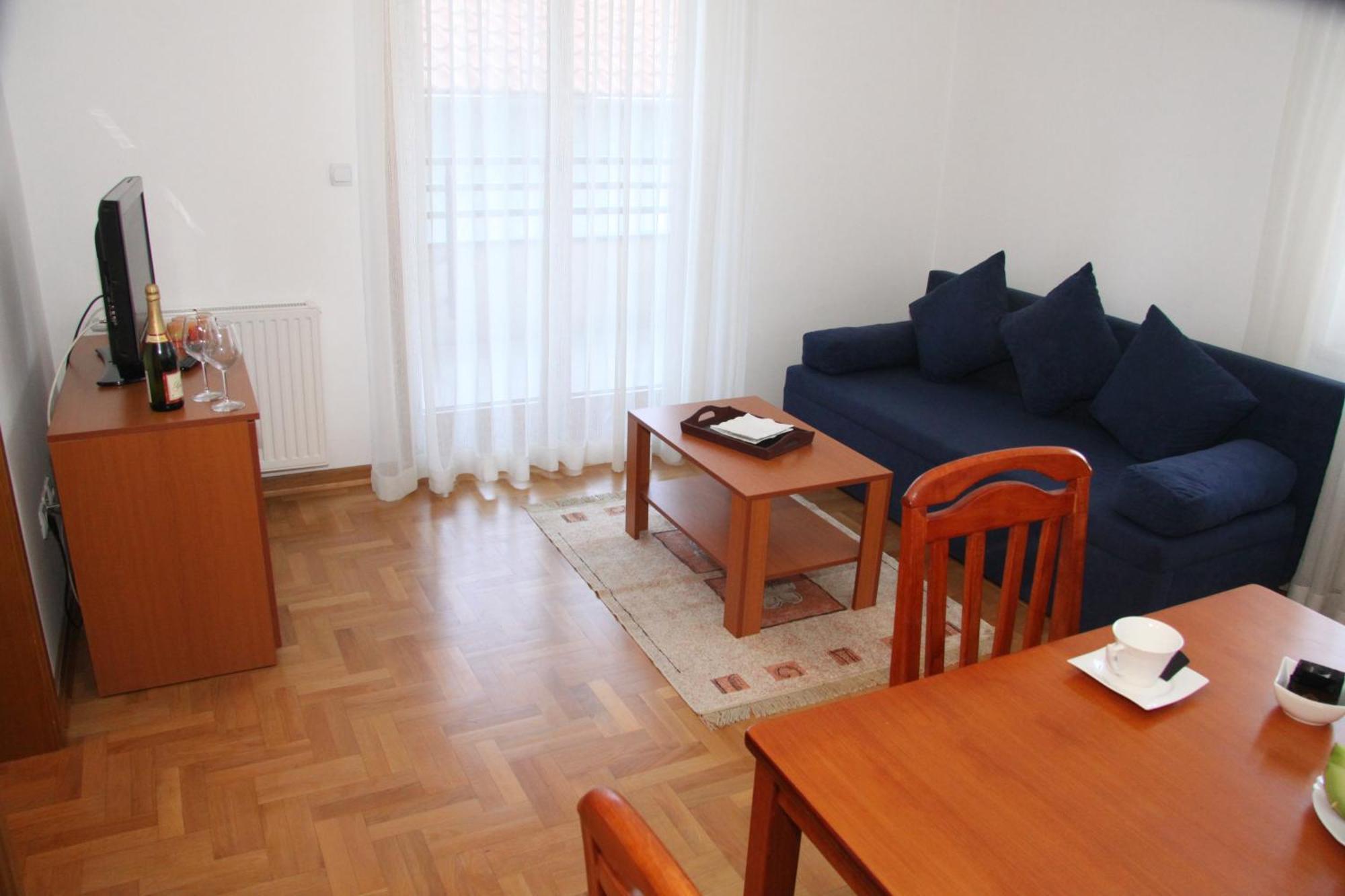 Royal Apartments Smederevo Zimmer foto